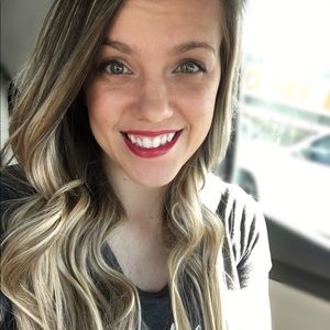 Meet your Posher, Megan